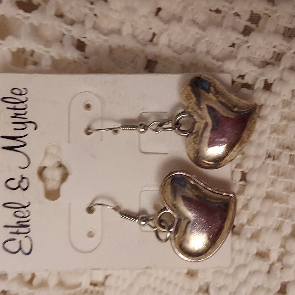 Nwt Ethel & Myrtle earrings silver hearts